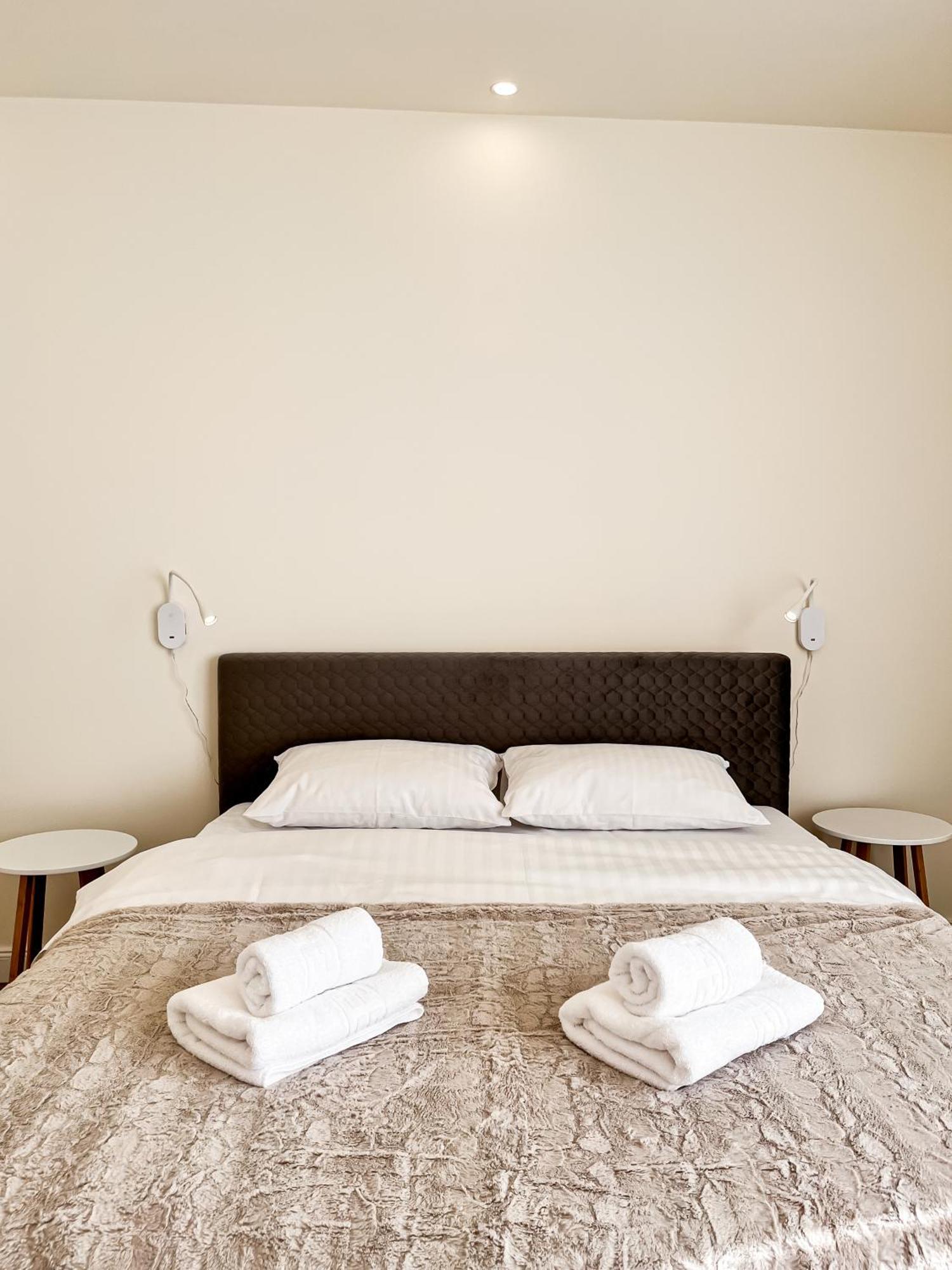 La Teatru - 2Bd Apartment Near Theatre And Old Town 브라쇼브 외부 사진