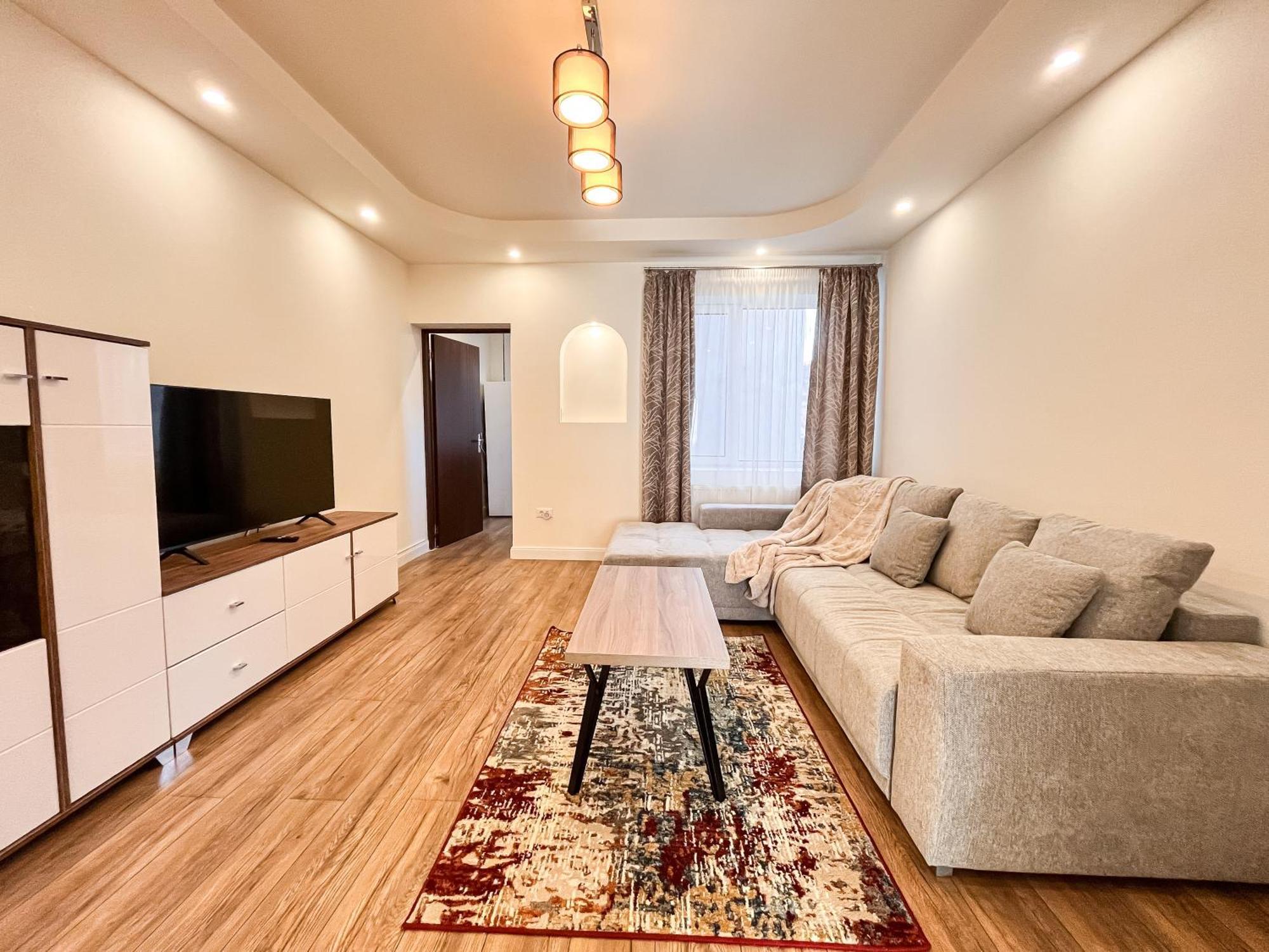 La Teatru - 2Bd Apartment Near Theatre And Old Town 브라쇼브 외부 사진